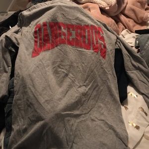long sleeve tee